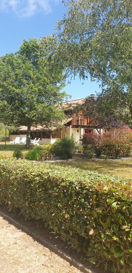 Villa La GRANGE de MOMBEL Losse Exterior foto