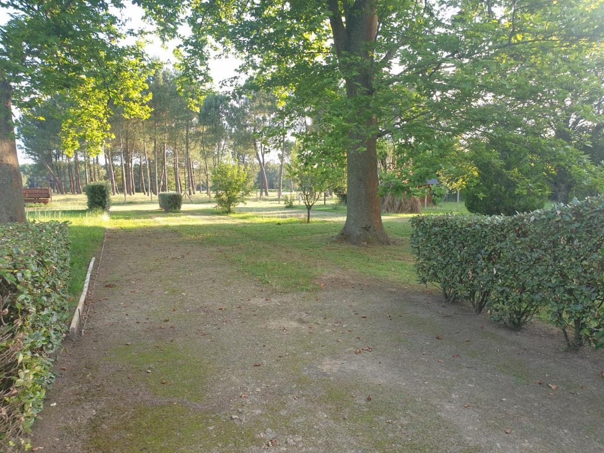 Villa La GRANGE de MOMBEL Losse Exterior foto