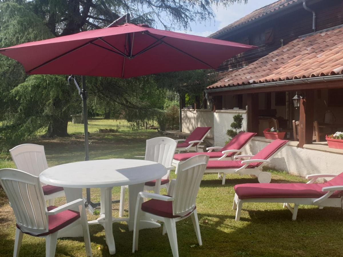 Villa La GRANGE de MOMBEL Losse Exterior foto